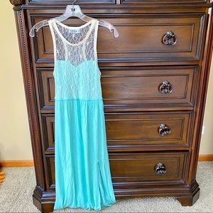 Lace High Slit Maxi Dress | S